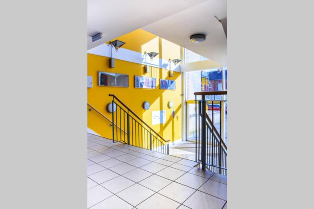 Luxury City Apartment Underground Parking 5* Belfast Exteriér fotografie